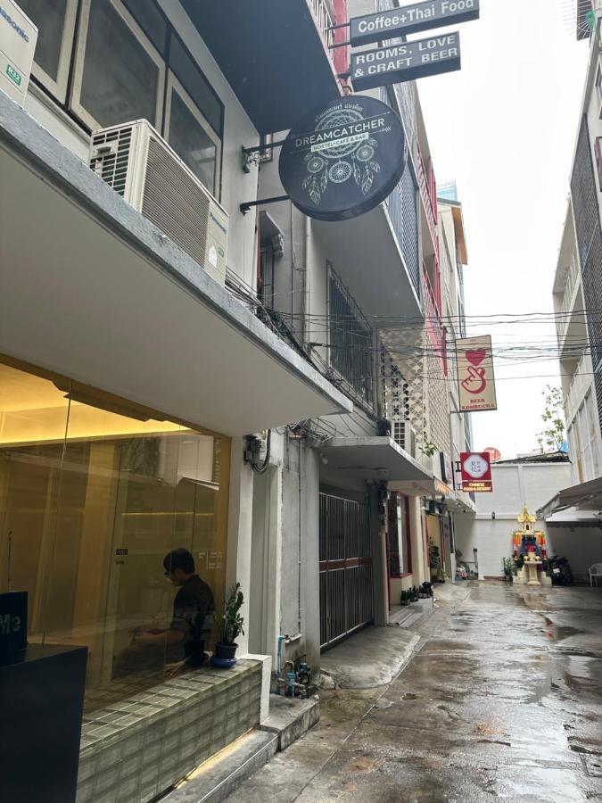 Dreamcatcher Bangkok Exterior photo